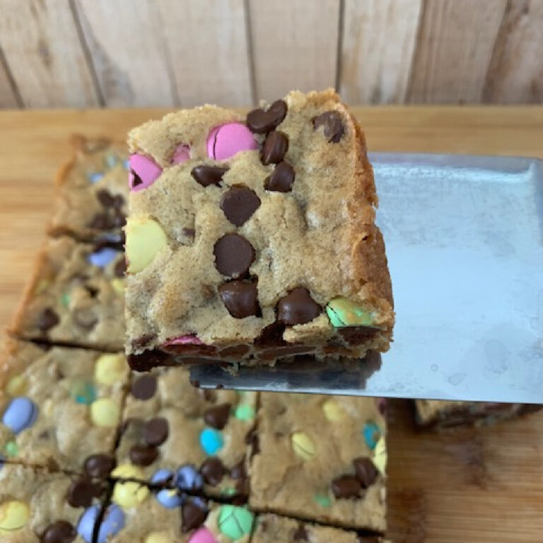 Easter M&M’s Chocolate Chip Cookie Bars