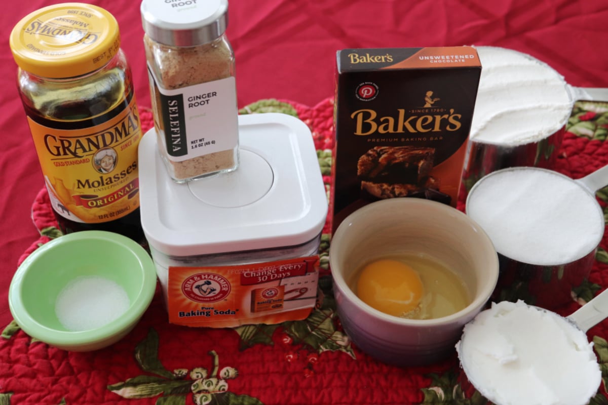 An image of the ingredients used in chocolate ginger crinkles.